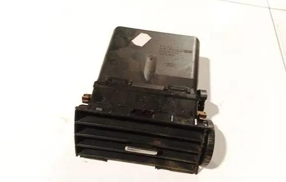 Dash center air vent grill