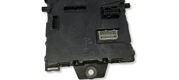 Renault Master III Comfort/convenience module 284B18392R 11889707