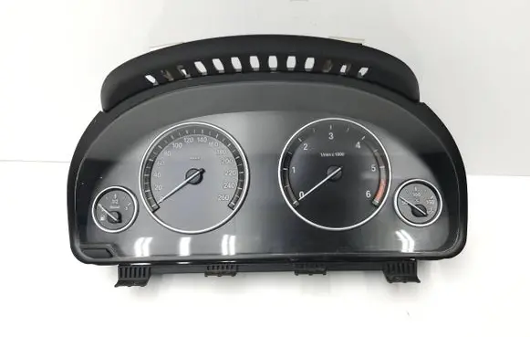 BMW X5 F15 Speedometer (instrument cluster) 9348714 19153310 33161613