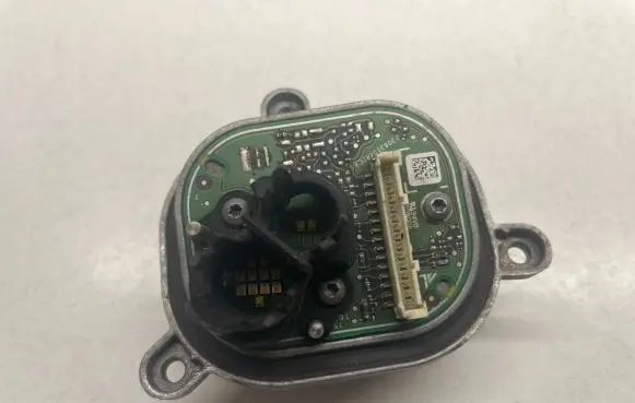 Audi A4 S4 B9 8W LED ballast control module 1305715395
