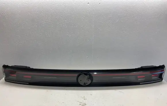 Volkswagen Tiguan Tailgate rear/tail lights 571945307A 8278