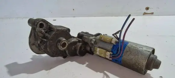 BMW X3 E83 Seat adjustment motor 0130002639 110804F 70049101