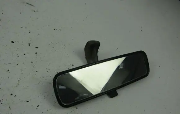 Toyota Yaris Verso Rear view mirror (interior) 