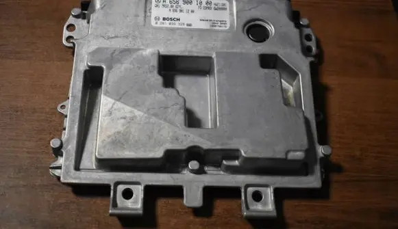 Mercedes-Benz 190 W201 Trunk lid opening control unit 