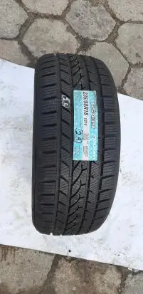 Volkswagen Golf VII R15 summer tire 