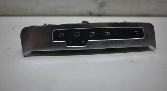 Audi Q7 4L Gear shift selector indicator 4L1713463A