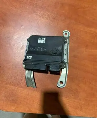 Lexus ES 250 - 300 - 330 Engine control unit/module 896613T831 2751008830