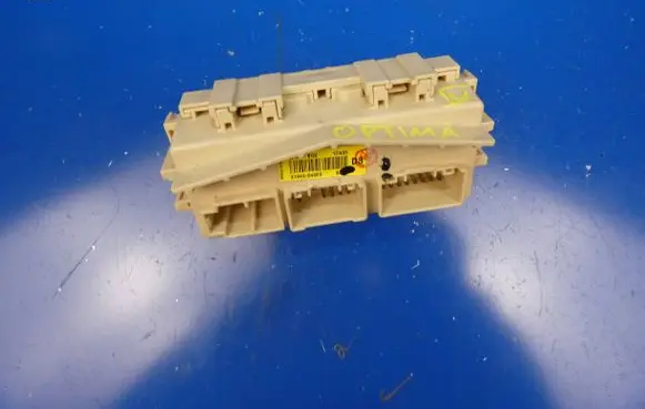 KIA Optima Fuse box set 91940D4030 17A05 91940D4000