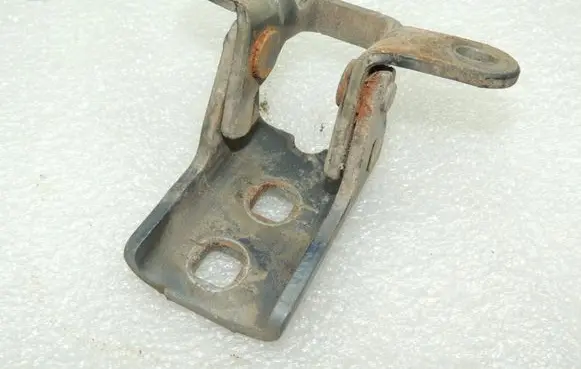 Chrysler Grand Voyager V Front door lower hinge 68030377AA