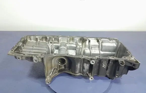 BMW 7 G11 G12 Oil sump 8595463