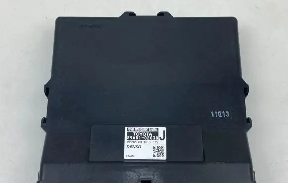 Toyota Auris E180 Other control units/modules 8968102030 MB2850001813