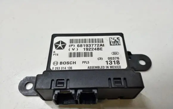 Chrysler Pacifica Parking PDC control unit/module 68193772AI