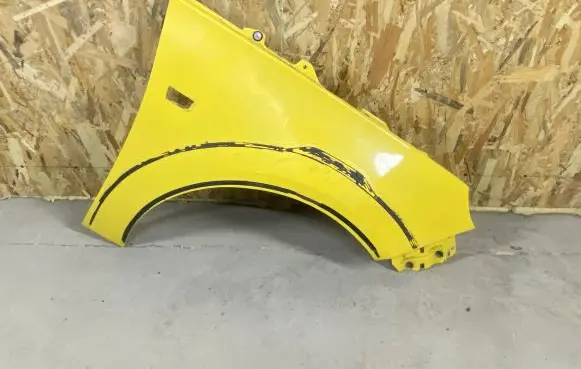 Opel Adam Fender