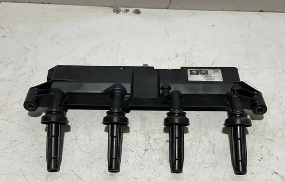 High voltage ignition coil