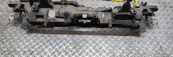 Front quarter panel