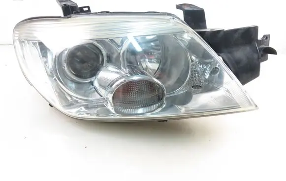 Mitsubishi Outlander Headlight/headlamp 