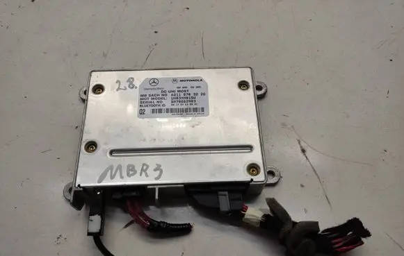 Mercedes-Benz R W251 Bluetooth control unit module A2118703226