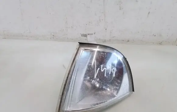 Front indicator light