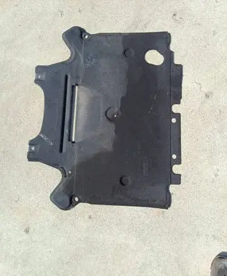 Audi Q5 SQ5 8R Engine splash shield/under tray
