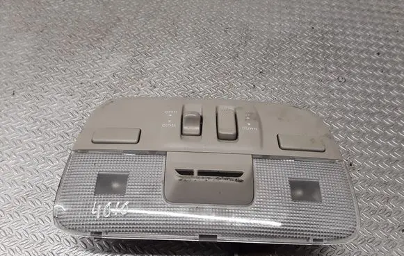 Subaru Legacy Front seat light