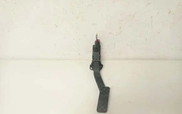 Volkswagen Golf VIII Accelerator throttle pedal 5Q2723503F