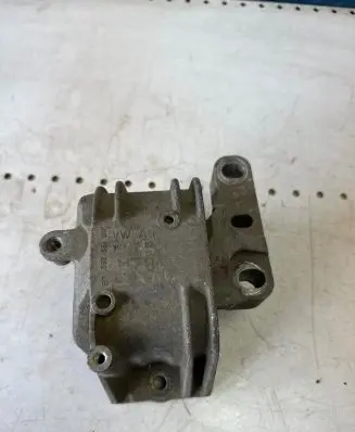 Volkswagen Golf V Engine mount bracket 1K0199262BB
