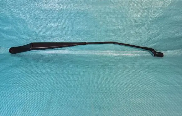 Volkswagen Golf VII Front wiper blade arm 5G1955410