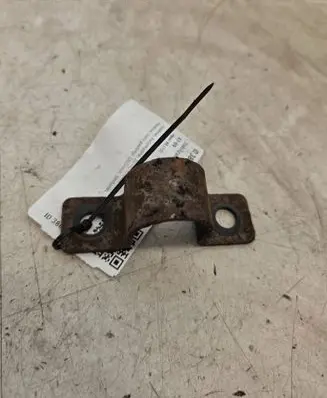 Jaguar XE Sway bar bush bracket, rear 1234
