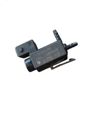 BMW 7 E38 Turbo solenoid valve 72234100