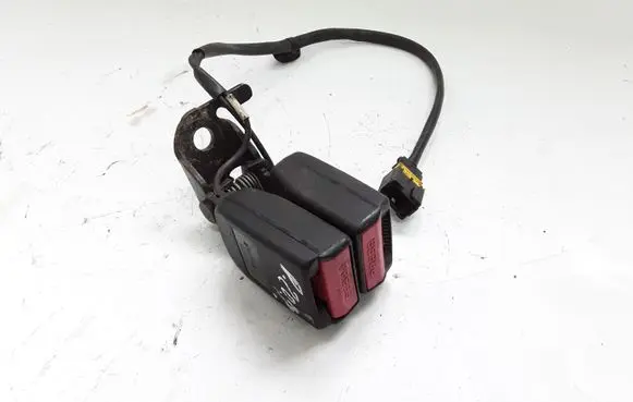 Peugeot 207 Rear seatbelt buckle 6086842