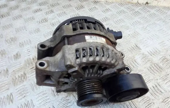 BMW 1 E81 E87 Generator/alternator 7550468