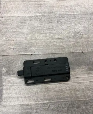 BMW 3 E90 E91 Keyless (KESSY) go control unit/module 6922211