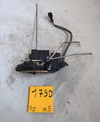 KIA Shuma Front door lock 29479823