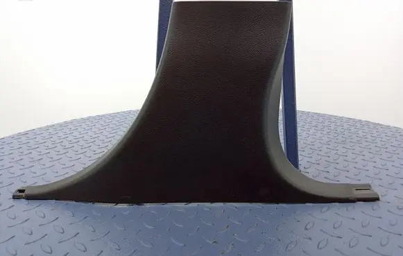 Other sill/pillar trim element