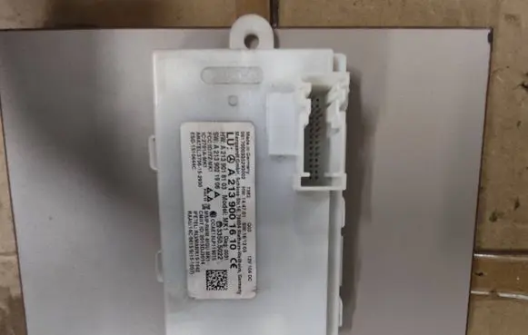 Mercedes-Benz E W213 Keyless (KESSY) go control unit/module A2139001610 A2139018103 A2139028903