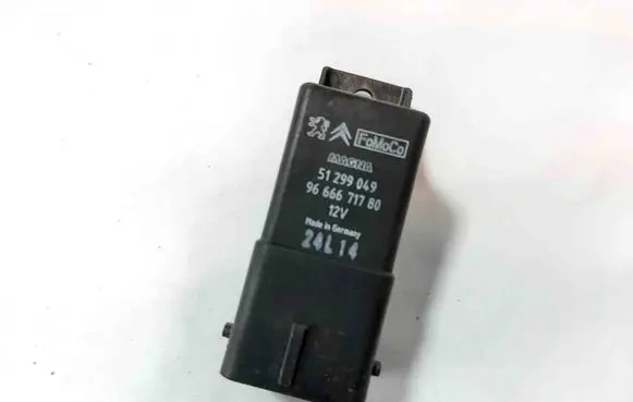 Ford Focus Glow plug pre-heat relay 51299049 9666671780