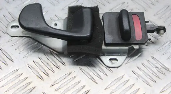 Mitsubishi 3000 GT Front door interior handle