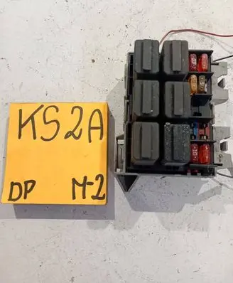Volkswagen PASSAT B5 Fuse box set 90494162