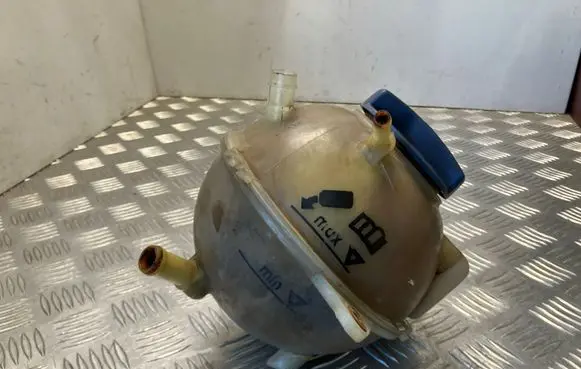 Volkswagen II LT Coolant expansion tank/reservoir 2D0121403