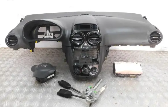 Opel Corsa D Dashboard