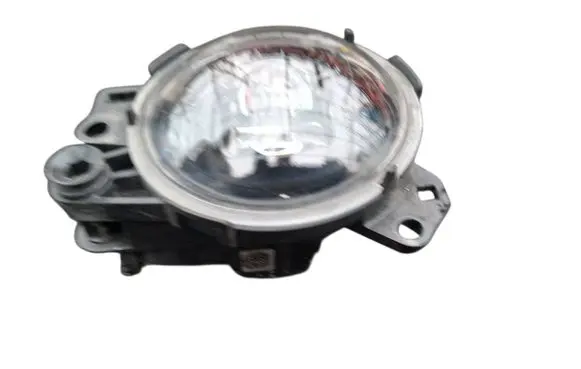 Land Rover Defender Front fog light L8B215201AD KZ302S 1090074