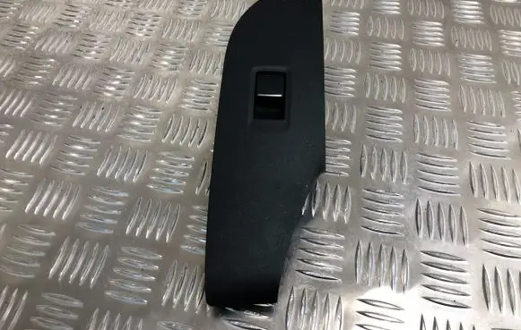 Toyota RAV 4 (XA50) Electric window control switch 7423142340