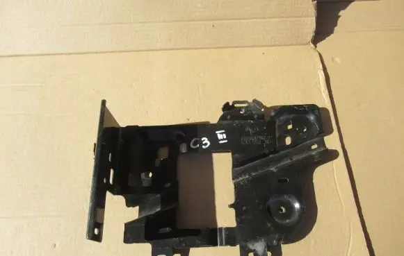 Citroen C3 Battery tray 