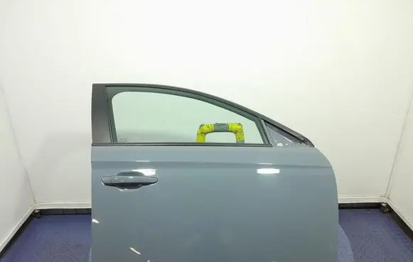 Chevrolet Corsa Front door 