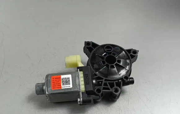 KIA Sorento IV Rear door window regulator motor DC12V526 83460P2000 F00S1W2382