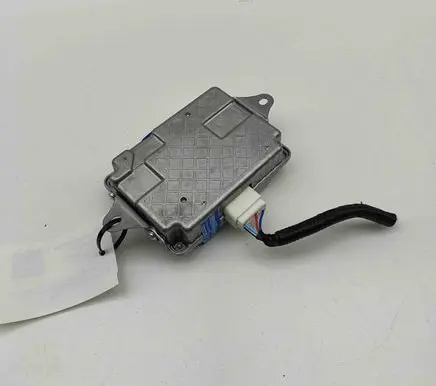 Toyota Hilux (AN120, AN130) Current control relay 8621071010