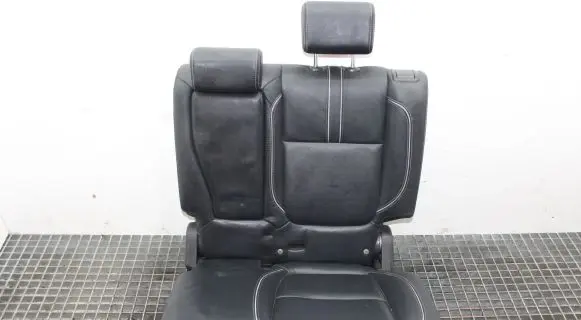 Mitsubishi Outlander Rear seat 