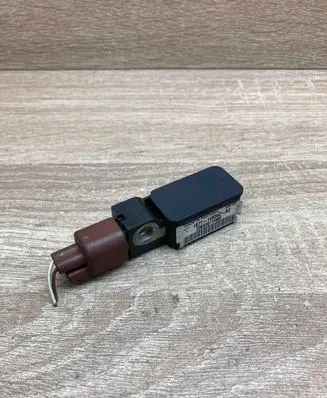Ford Mondeo Mk III Airbag deployment crash/impact sensor 1S7T14B342AC