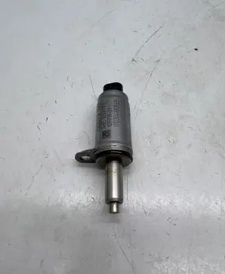 Audi A7 S7 4G Camshaft vanos timing valve 06E103697L 10971901 17030418096B