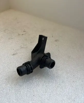 BMW X5 F15 Engine coolant pipe/hose 6985116